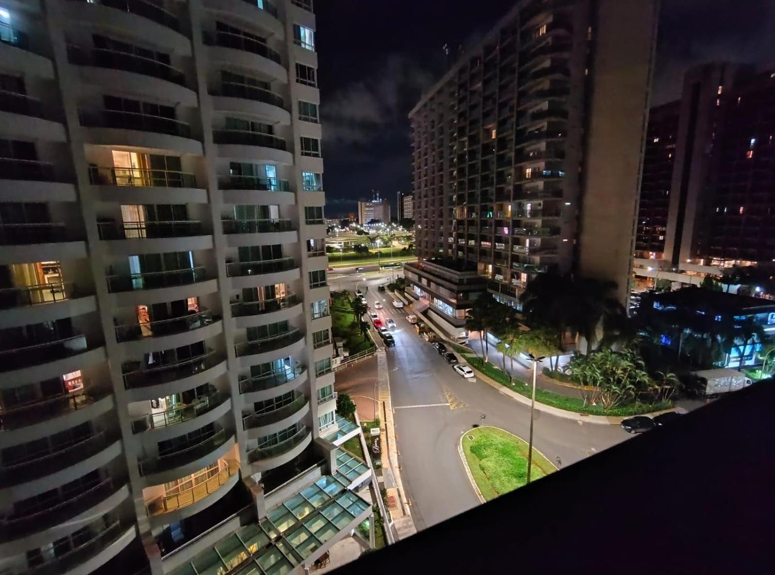 Hotel Grand Mercure Flat Particular Com Varanda, Garagem E Wi-Fi บราซิเลีย ภายนอก รูปภาพ