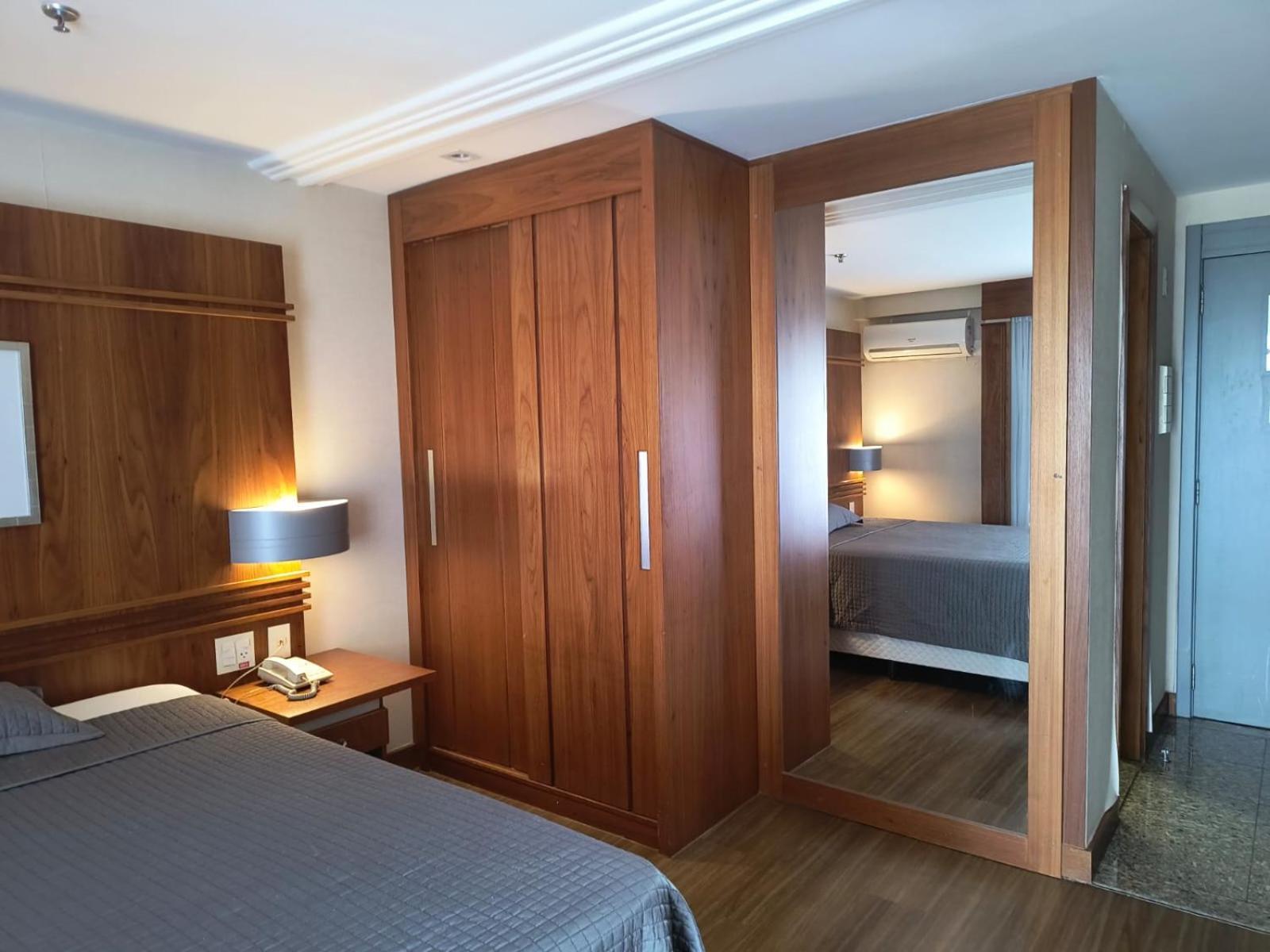 Hotel Grand Mercure Flat Particular Com Varanda, Garagem E Wi-Fi บราซิเลีย ภายนอก รูปภาพ