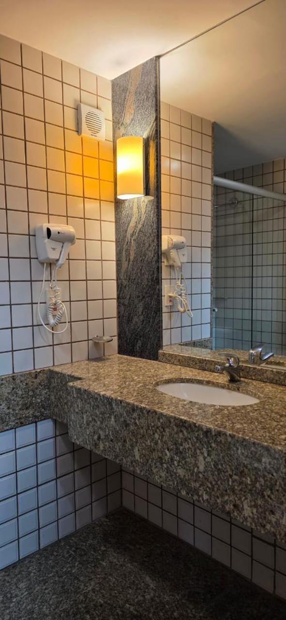 Hotel Grand Mercure Flat Particular Com Varanda, Garagem E Wi-Fi บราซิเลีย ภายนอก รูปภาพ